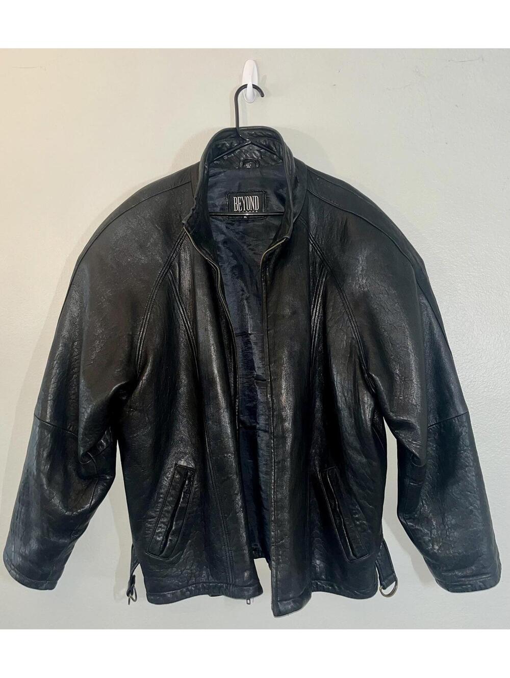Beyond Leather ~ Classic Leather Jacket Men’s XL